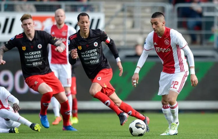 这位中场球 这位中场球