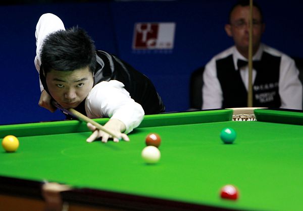 踢满全场 踢满全场