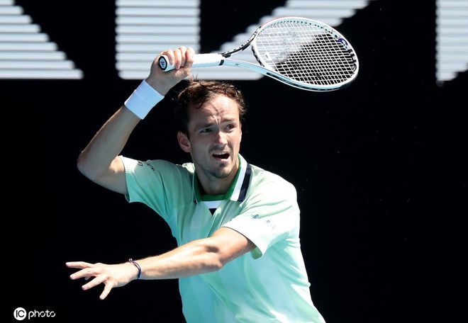 衡泰信女子 衡泰信女子