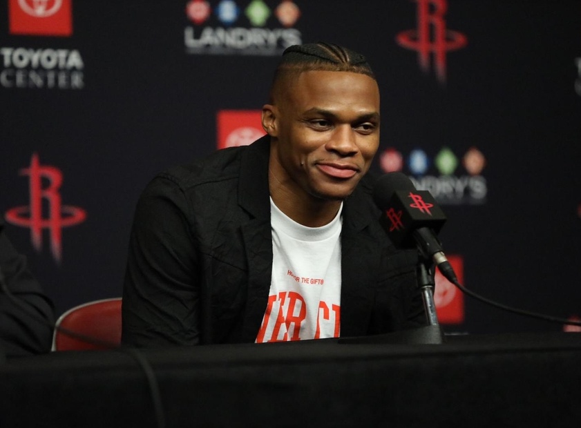 大谷翔平在 2021 年获颁“美联主席特别贡献奖”，全联盟高层现场观礼